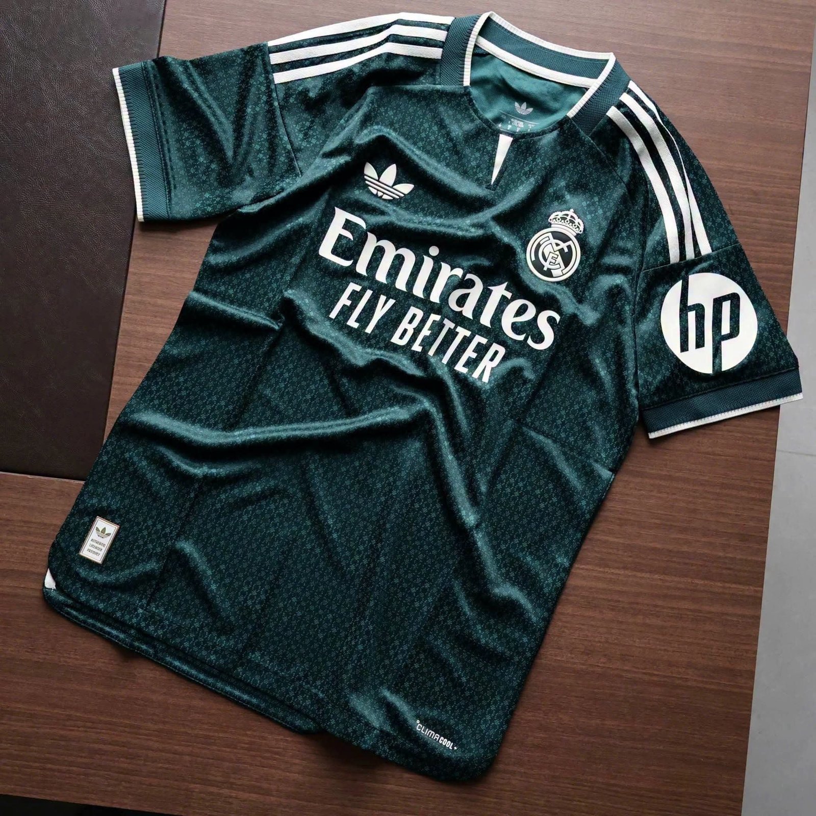 imageye___-_imgi_46_60320 (2) Real Madrid 26/27 Away Jersey - Image 1